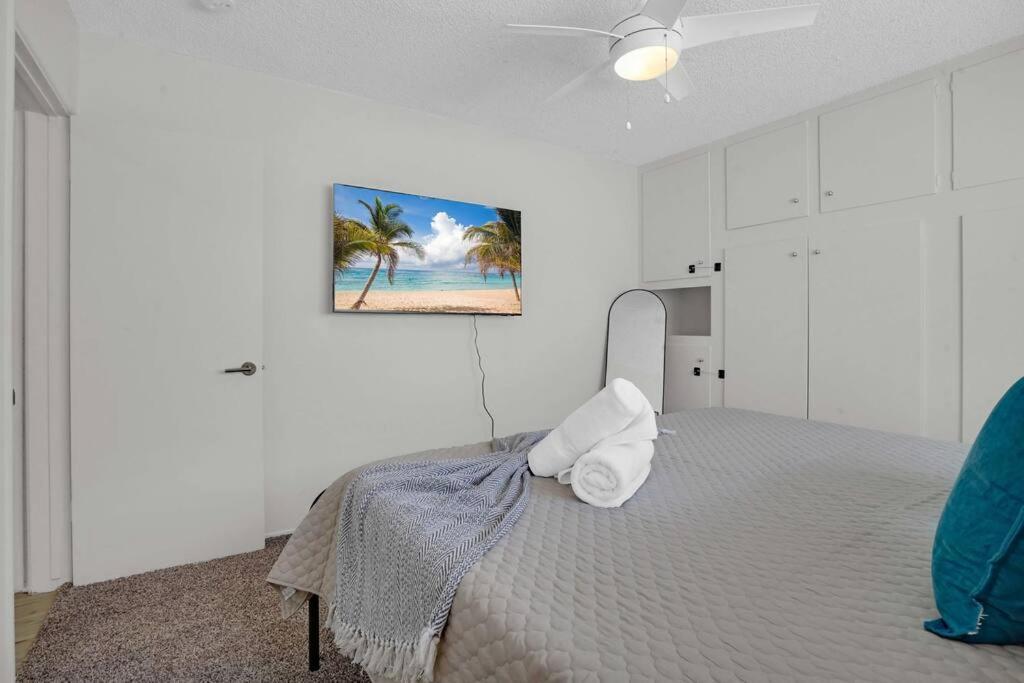 6Th Haven, Arcade, King Bed, Games, 1 Mile To Beaches Long Beach Exterior photo